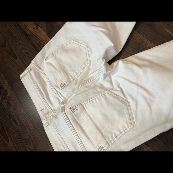 FREE PEOPLE cream textured denim size 26! - Picture 5 of 8